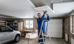 Isolation de plafond de garage au polystyrène